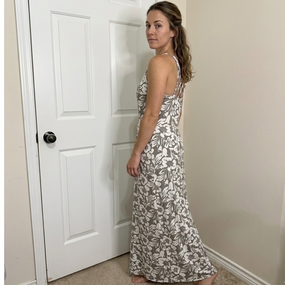 Market & Spruce Floral Maxi Dress Grey White Strappy Back V-Neck Large